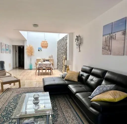 Lovely Danielle Πλάγια Μπλάνκα