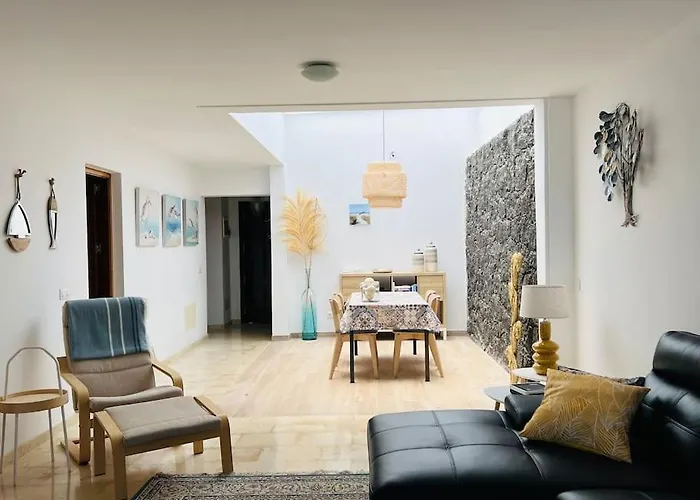 Lovely Danielle Πλάγια Μπλάνκα