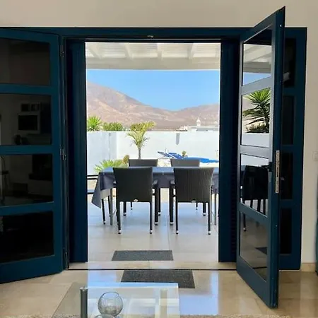 Lovely Danielle Villa Playa Blanca (Lanzarote)