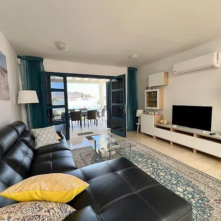 Lovely Danielle Villa Playa Blanca (Lanzarote)